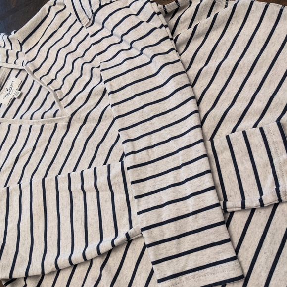 Striped Hooded Pullover - Picture 8 of 13